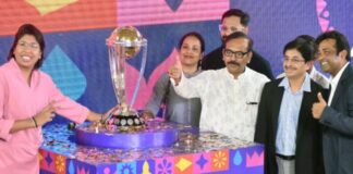 ইডেনে বিশ্বকাপ ট্রফি, বিশেষ ভিডিওতে নেই শামি,দূঃখ প্রকাশ স্নেহাশিসের